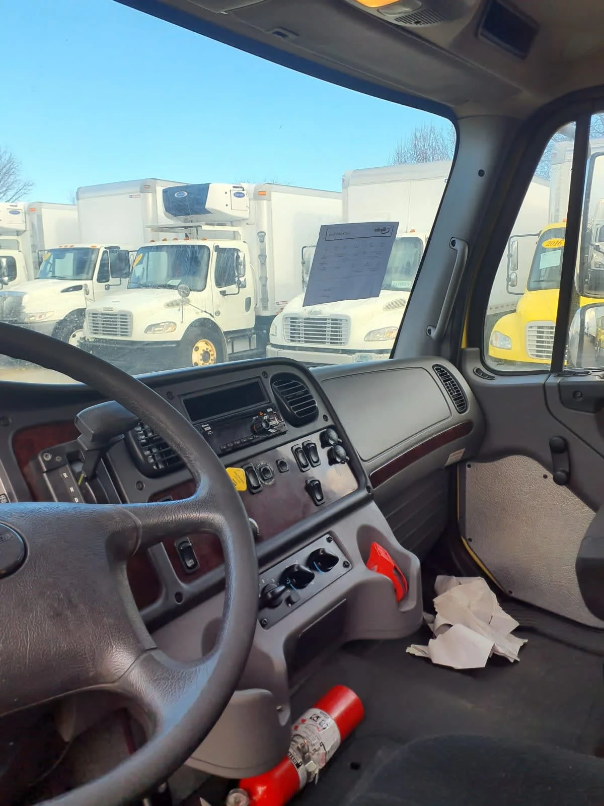 2016 Freightliner M2 106 in Bolingbrook, IL — photo 7