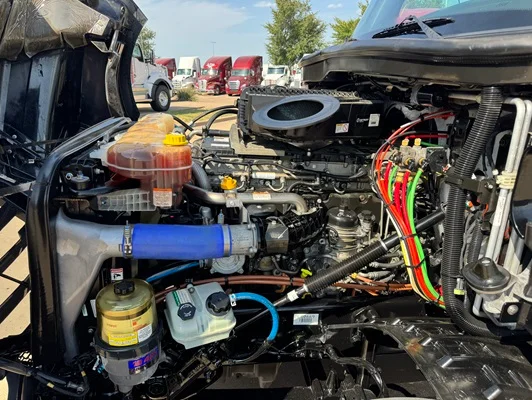 2020 Freightliner Cascadia in Dallas, TX — photo 6