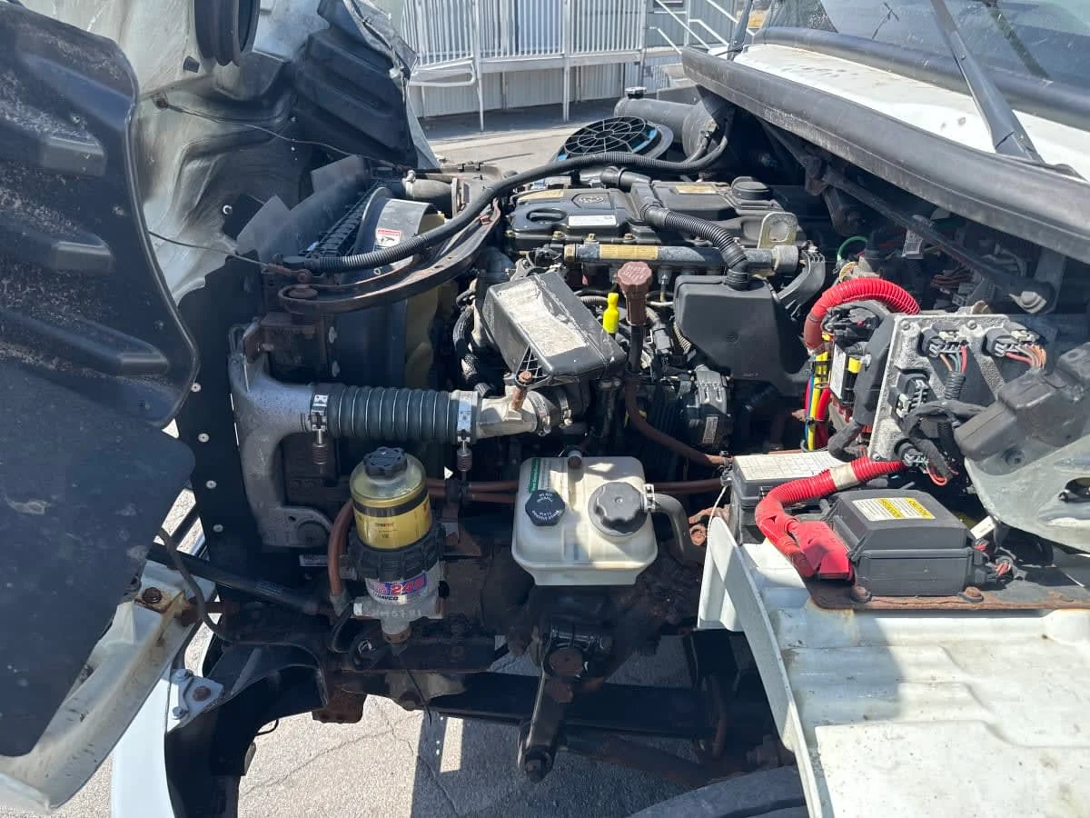 2019 Freightliner M2 106 in Syracuse, NY — photo 9