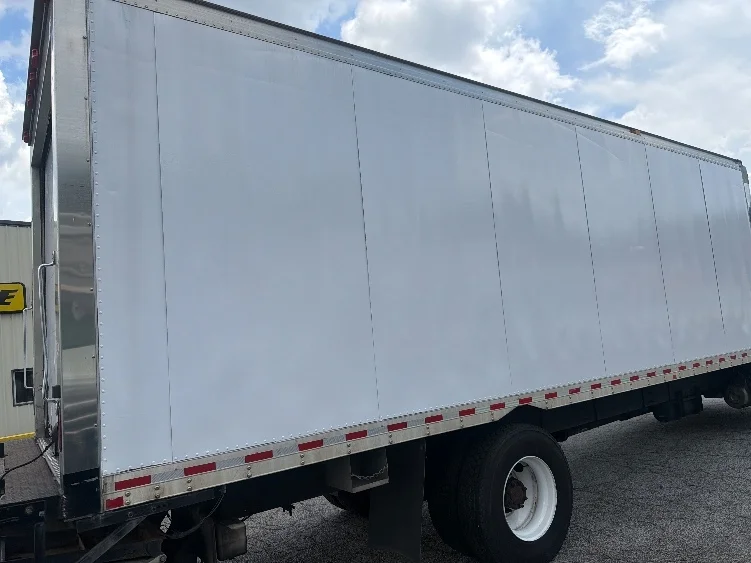 2019 Hino 268 in Forest Park, GA — photo 10