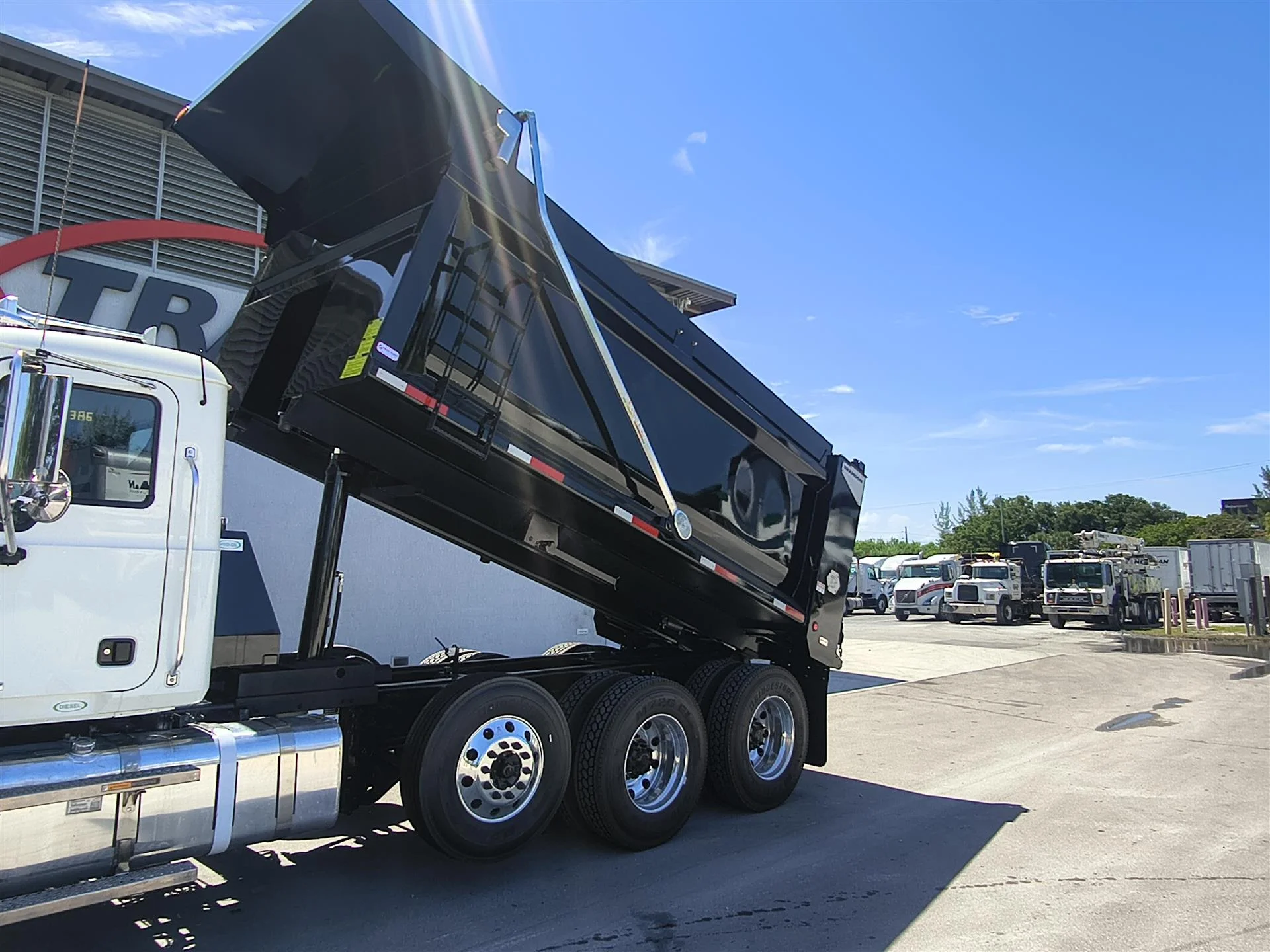 2027 Mack Granite in Fort Lauderdale, FL — photo 10