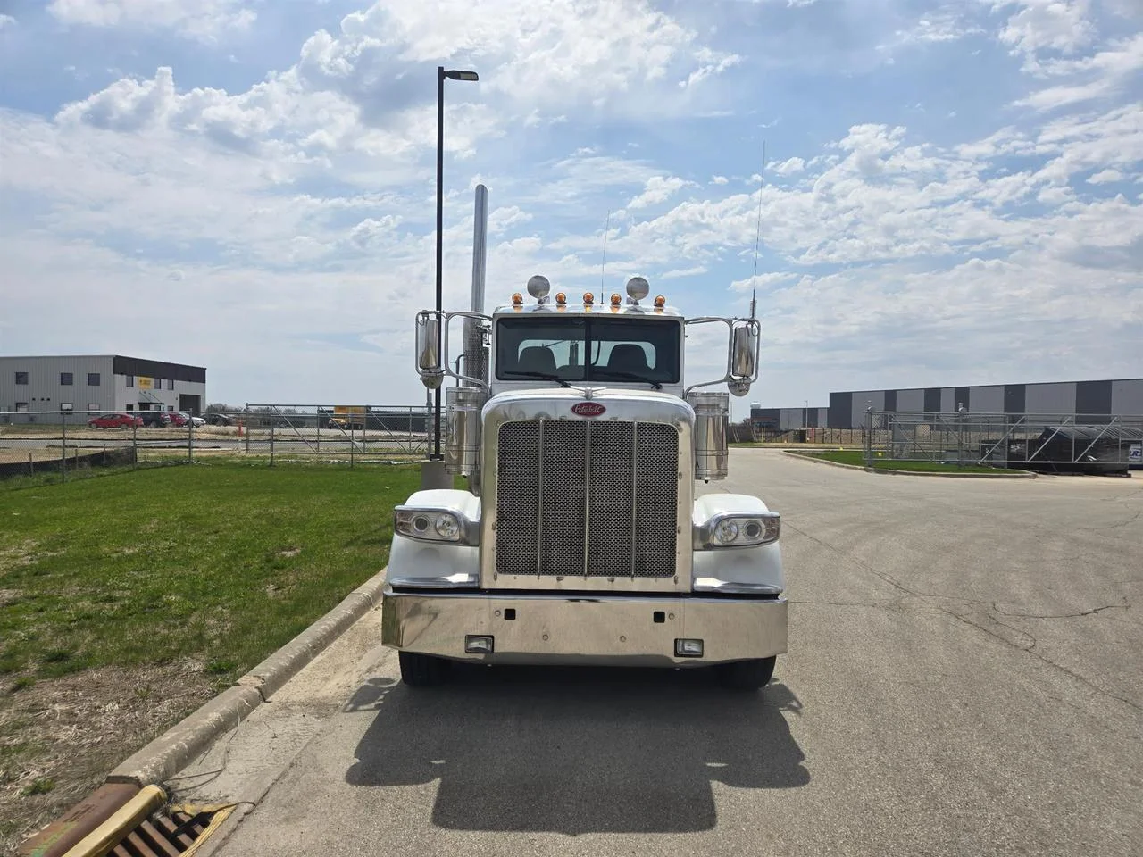 2021 Peterbilt 389