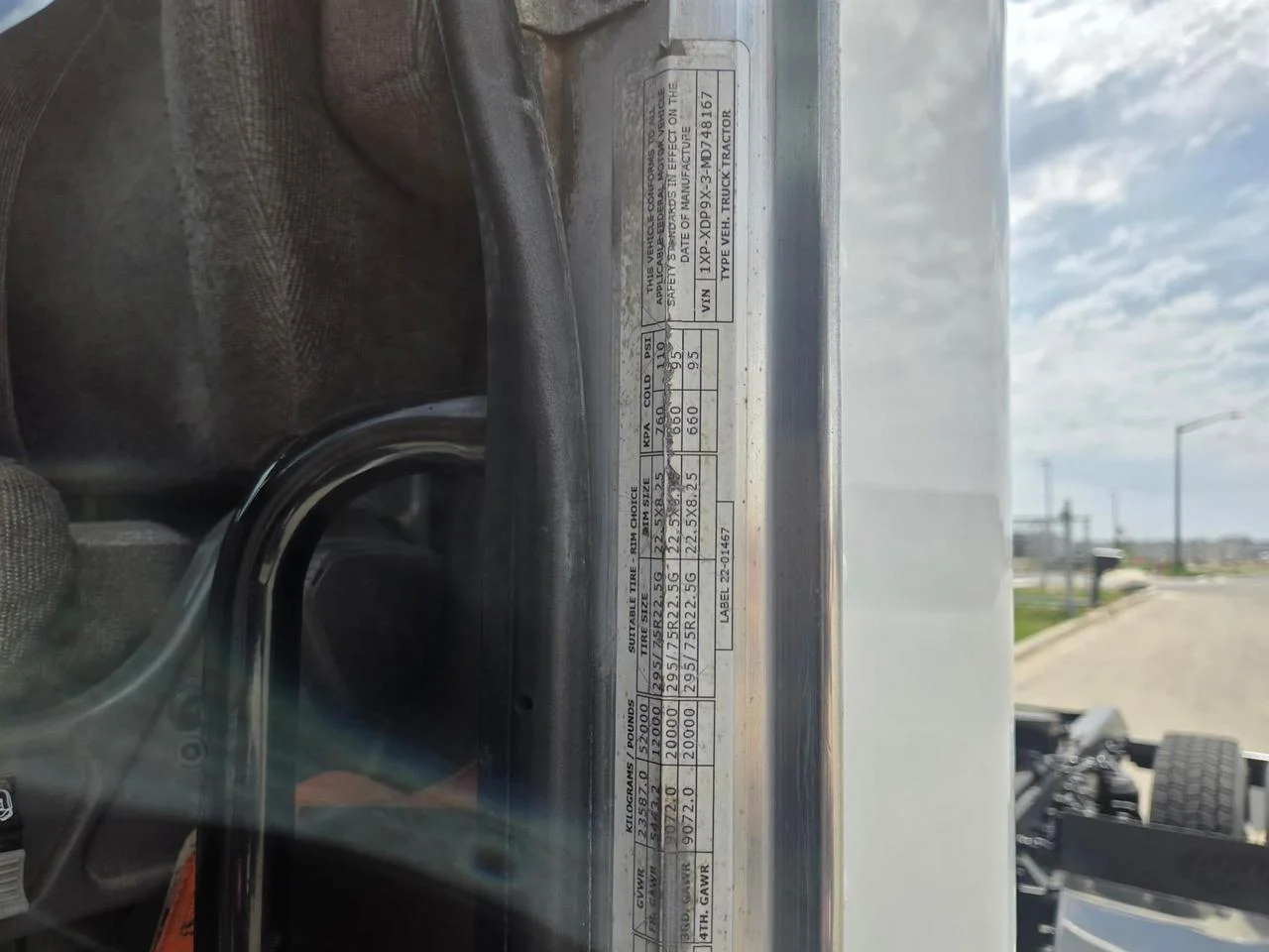 2021 Peterbilt 389 in Eau Claire, WI — photo 11