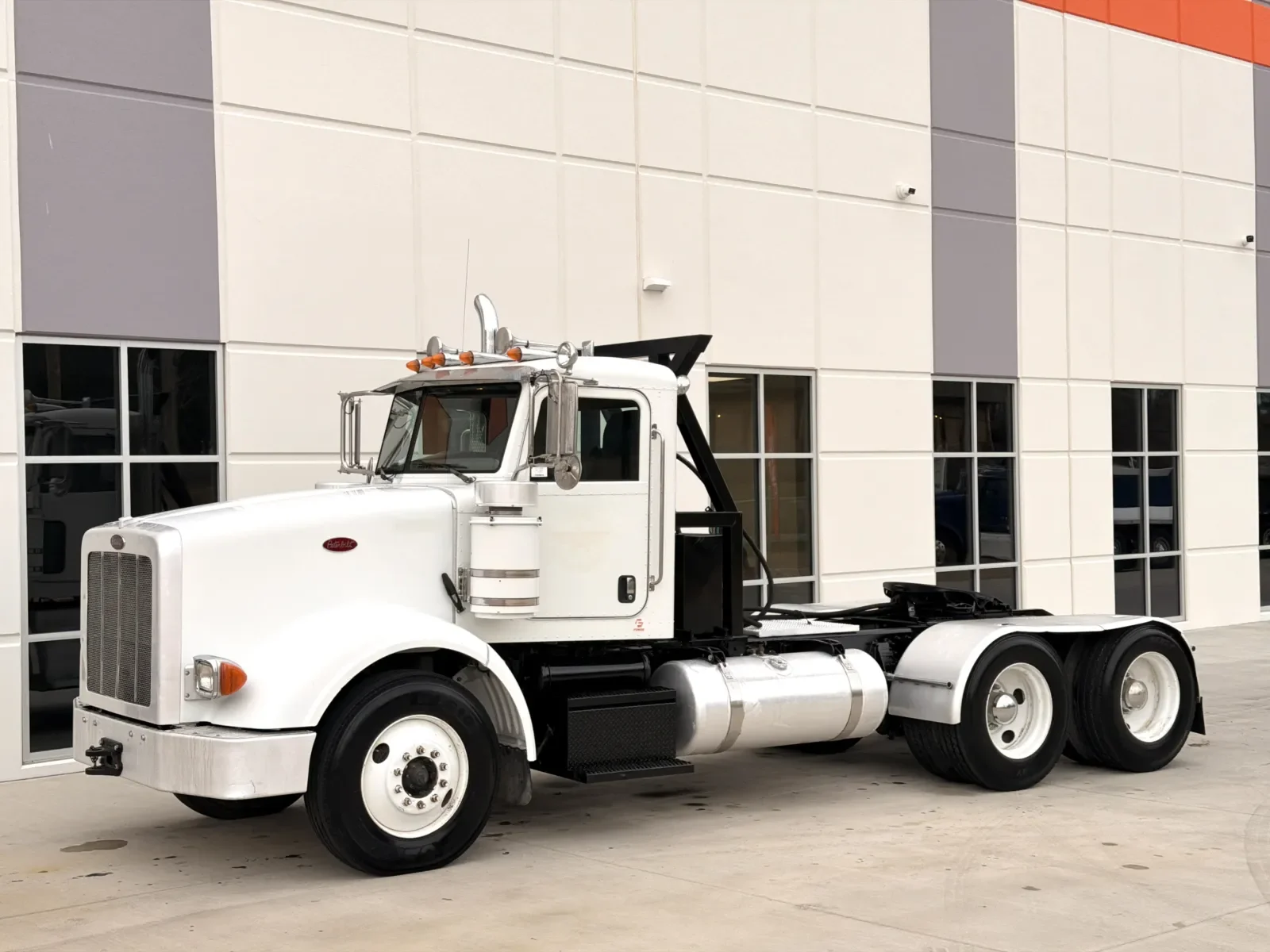 2013 Peterbilt 367 in Greer, SC — photo 2