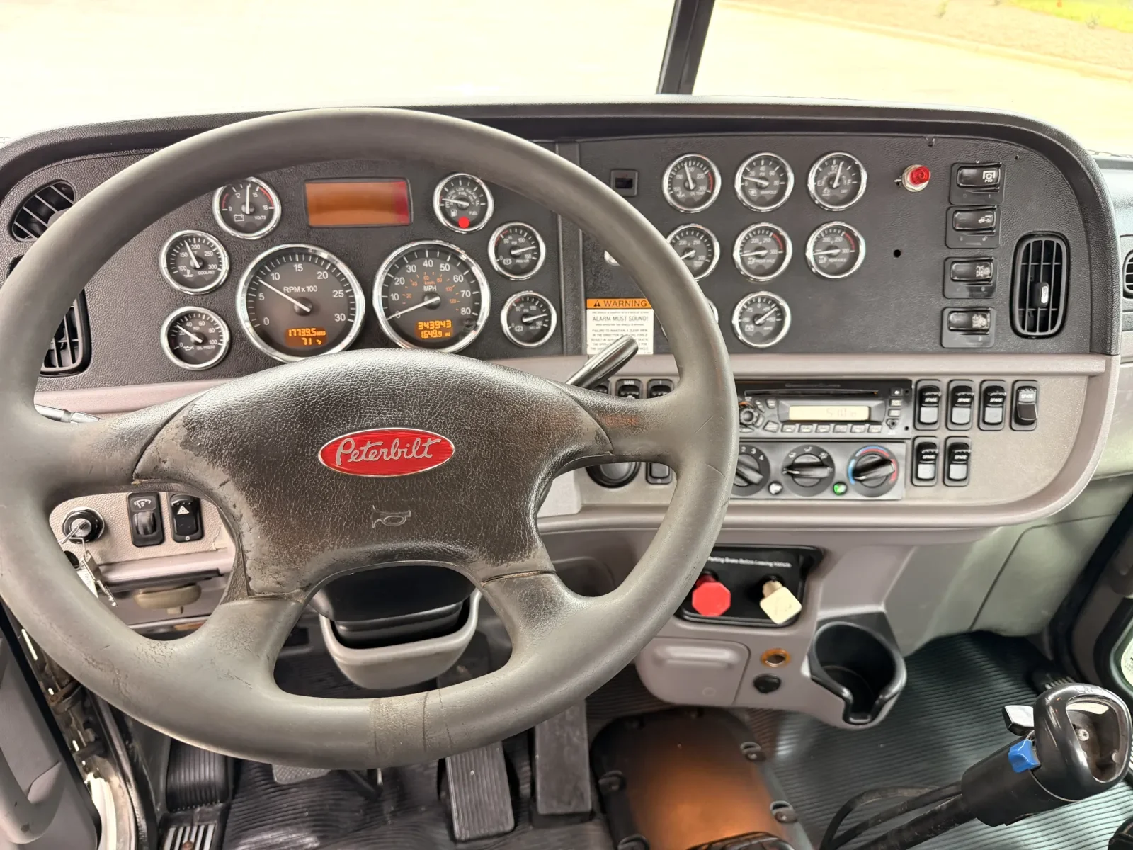 2013 Peterbilt 367 in Greer, SC — photo 14