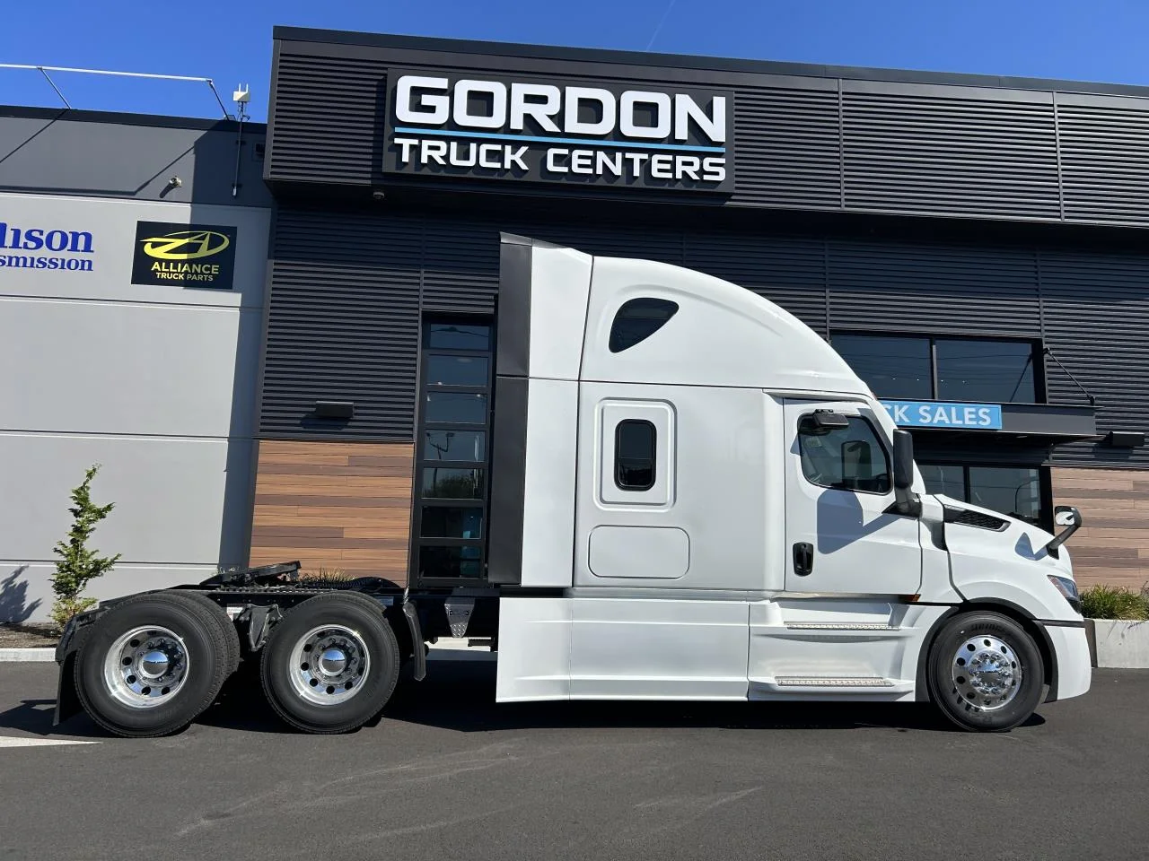 2027 Freightliner in Pacific, WA — photo 6
