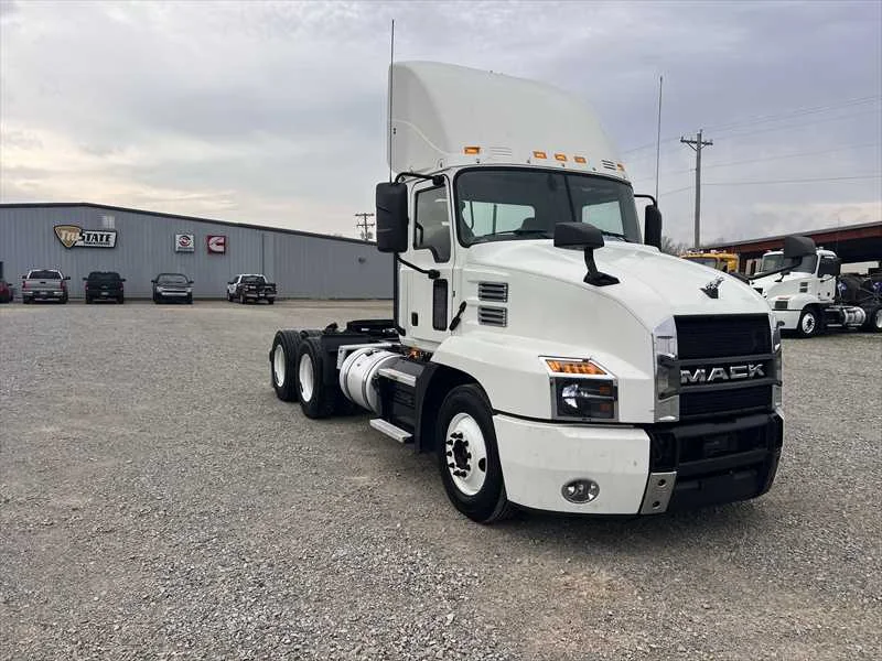 2020 Mack Anthem in Jonesboro, AR — photo 4