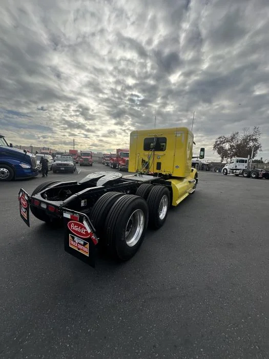 2024 Peterbilt 567 - image 7