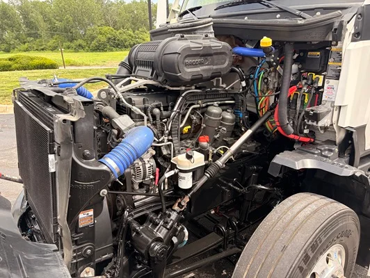 2023 Kenworth T680 in Kansas City, MO — photo 8