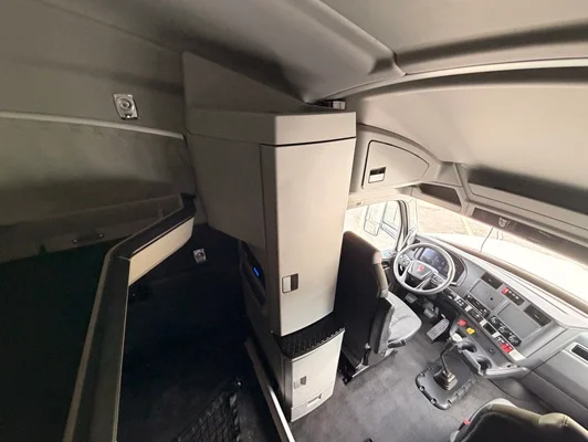 2023 Kenworth T680 in Kansas City, MO — photo 17
