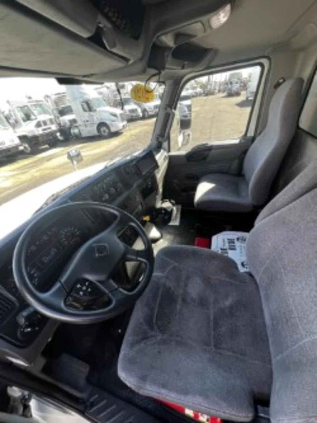 2020 International MV in West Sacramento, CA — photo 8