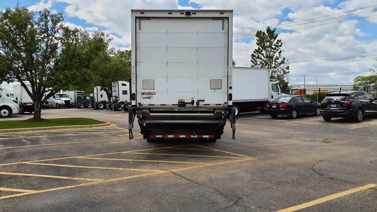 2019 Freightliner M2 106 in Bolingbrook, IL — photo 5