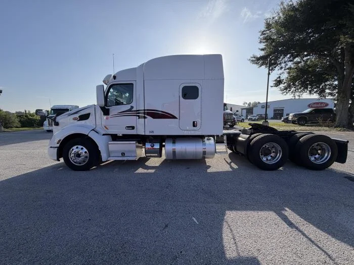 2022 Peterbilt 579 in Haines City, FL — photo 24