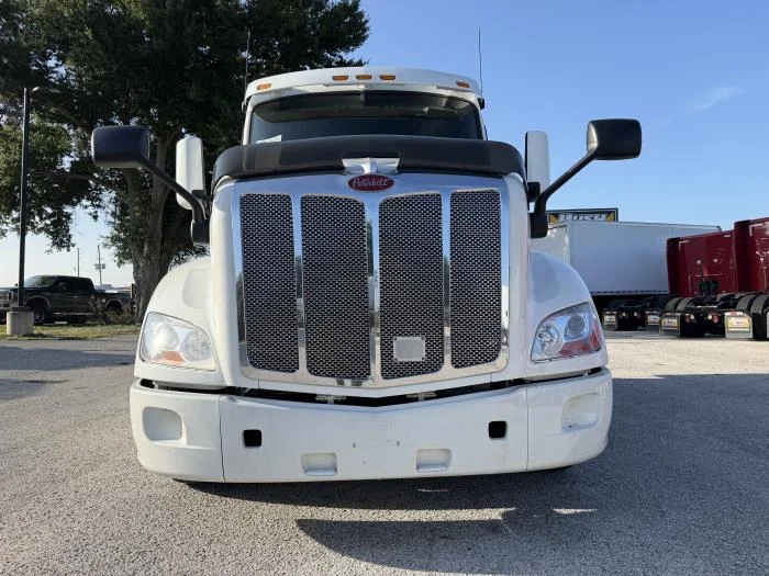 2022 Peterbilt 579 in Haines City, FL — photo 5