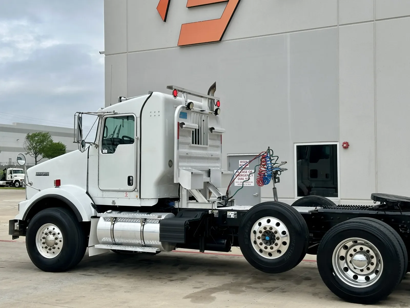 2014 Kenworth T800 in Hutchins, TX — photo 8