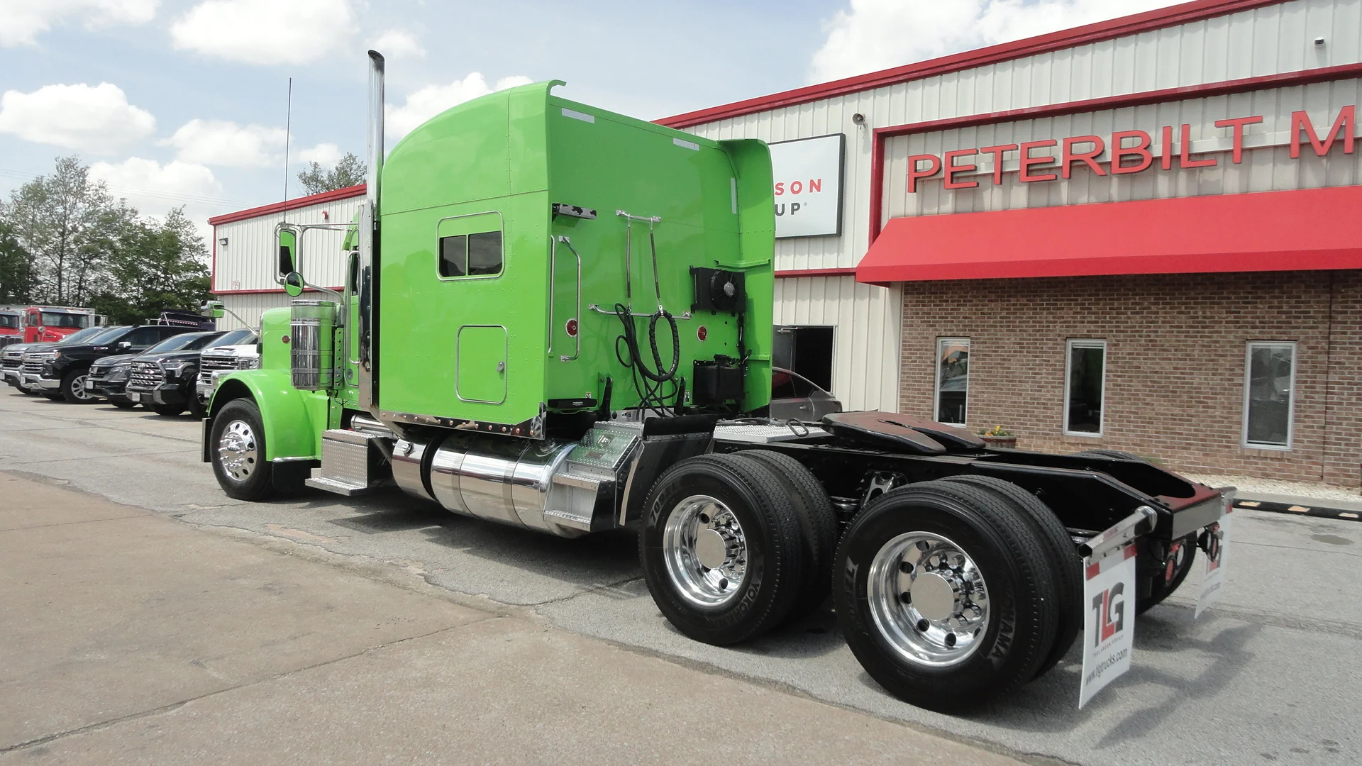 2017 Peterbilt 389 in Sikeston, MO — photo 3