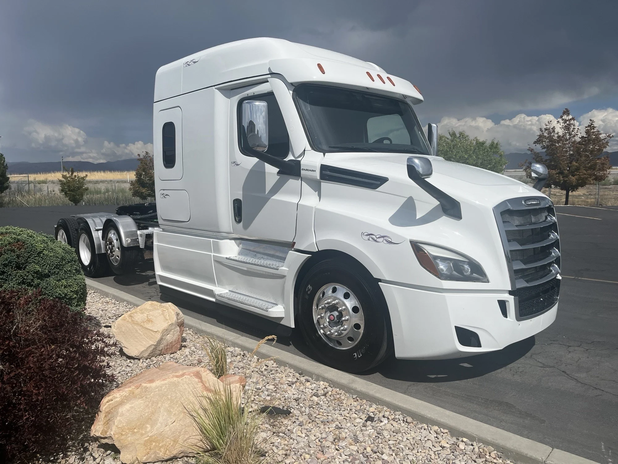 2023 Freightliner Cascadia in Salina, UT — photo 4