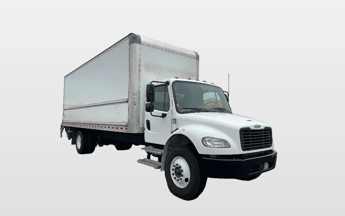2023 Freightliner M2 106 - image 1