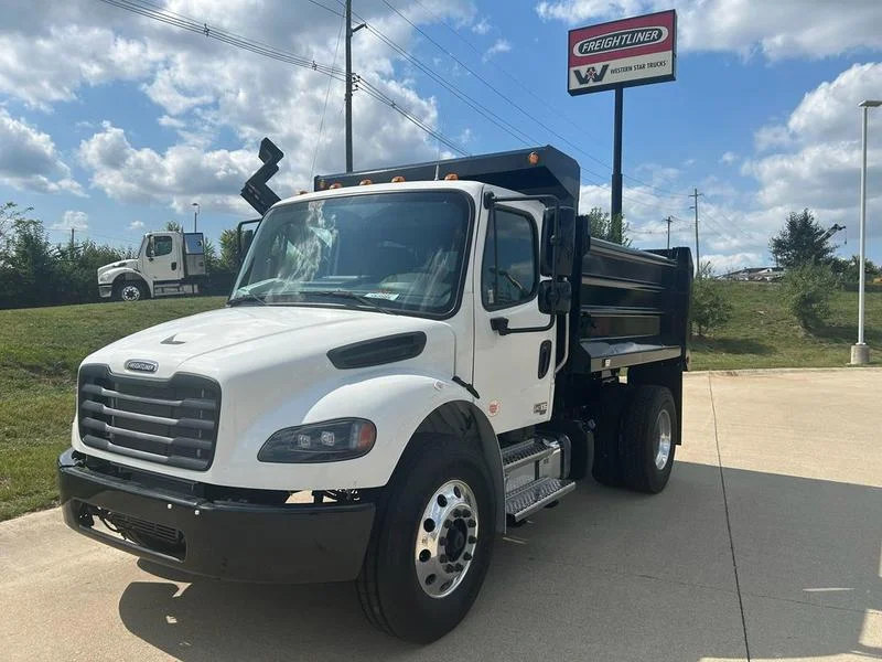 2027 Freightliner M2 106 in Pittsburgh, PA — photo 28