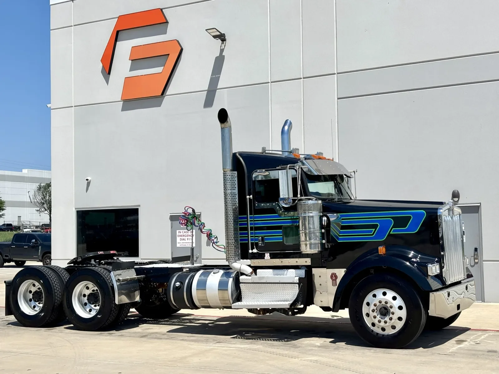 2020 Kenworth W900 in Hutchins, TX