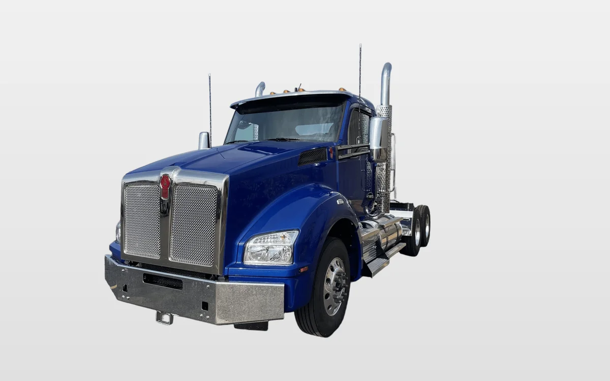 2026 Kenworth T880 - image 1