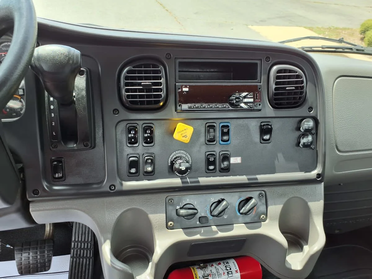 2020 Freightliner M2 106 in North Little Rock, AR — photo 8