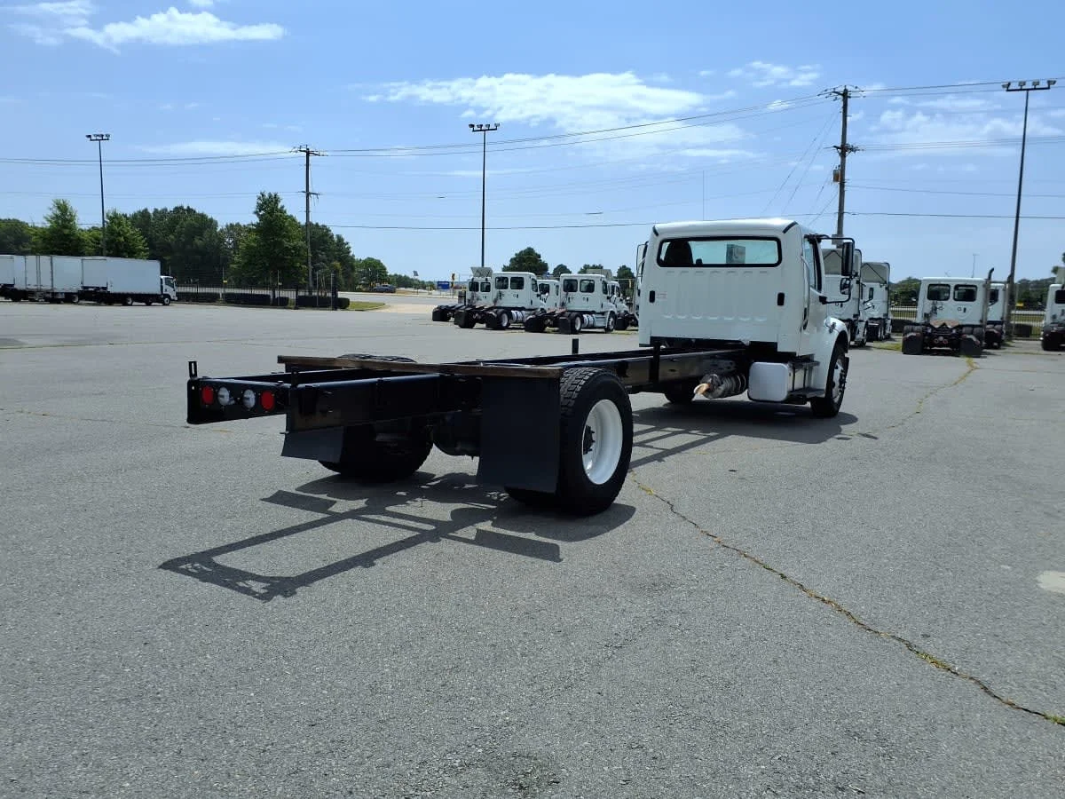 2020 Freightliner M2 106 in North Little Rock, AR — photo 4