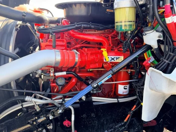 2026 International HX - image 16