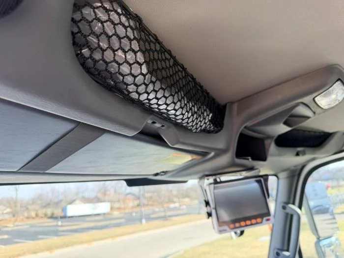 2026 International HX - image 24