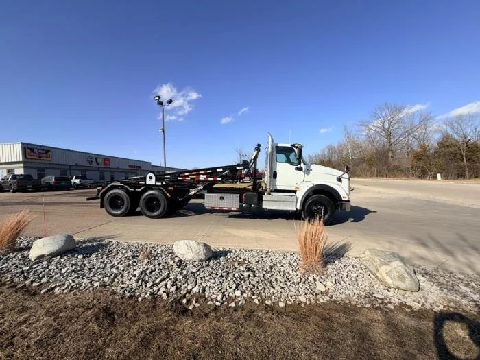 2026 International HX - image 5