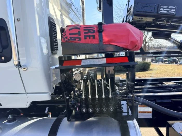 2026 International HX - image 11