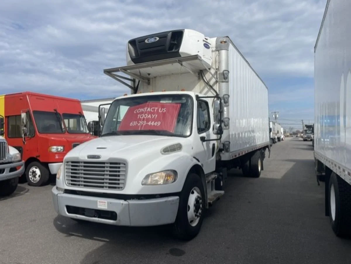 2019 Freightliner M2 106 in Farmingdale, NY