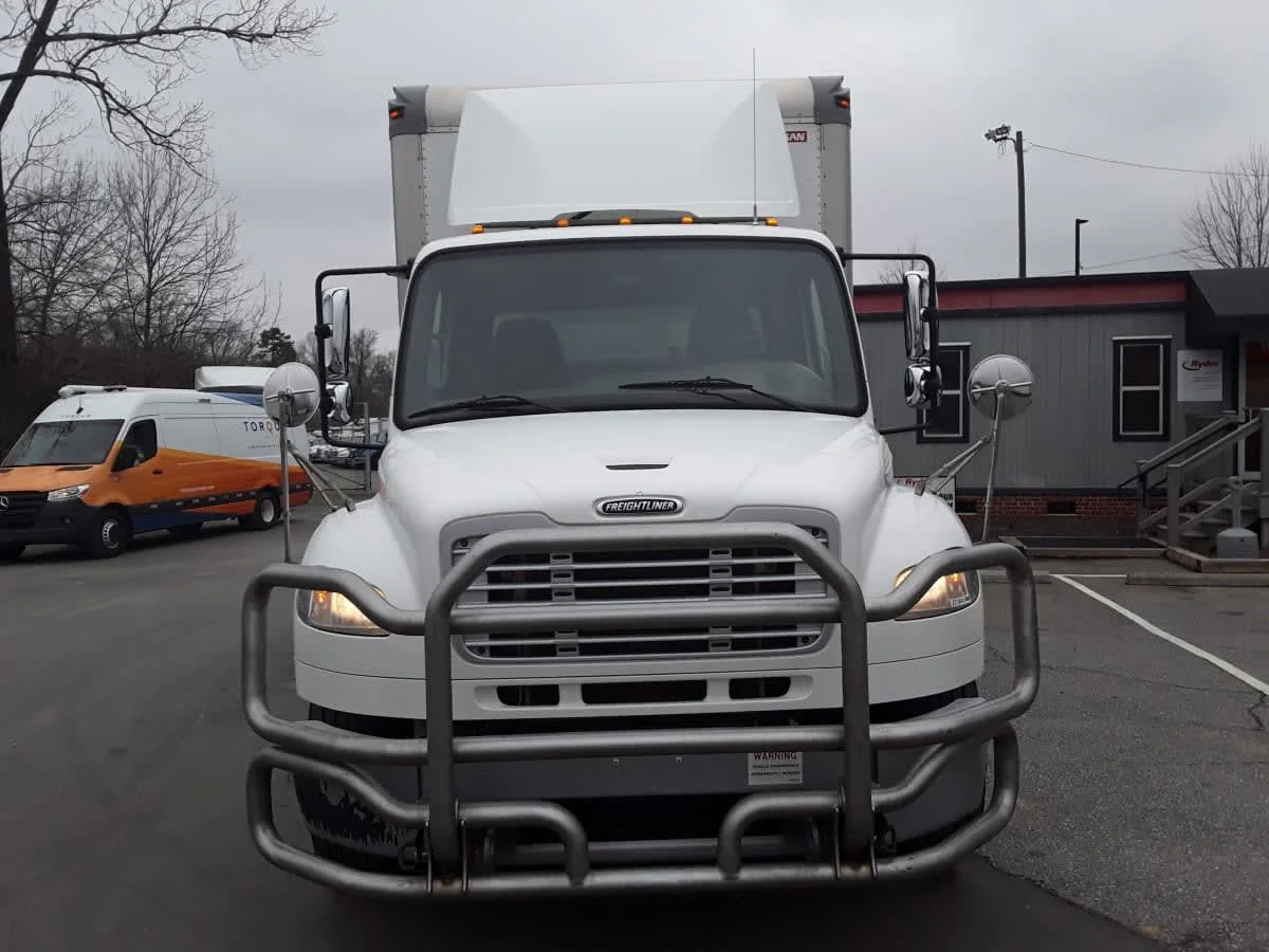 2020 Freightliner M2 106 in Charlotte, NC — photo 2