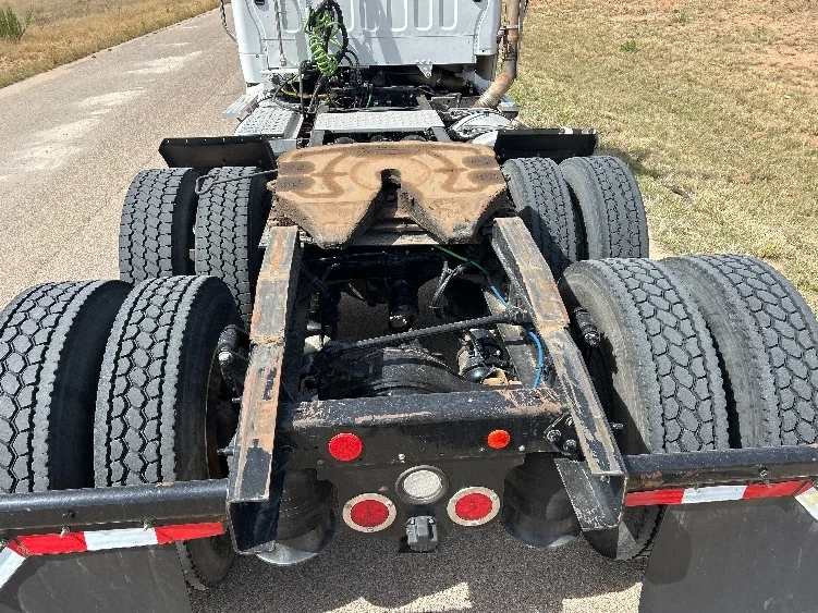 2019 Freightliner M2 112 - image 6