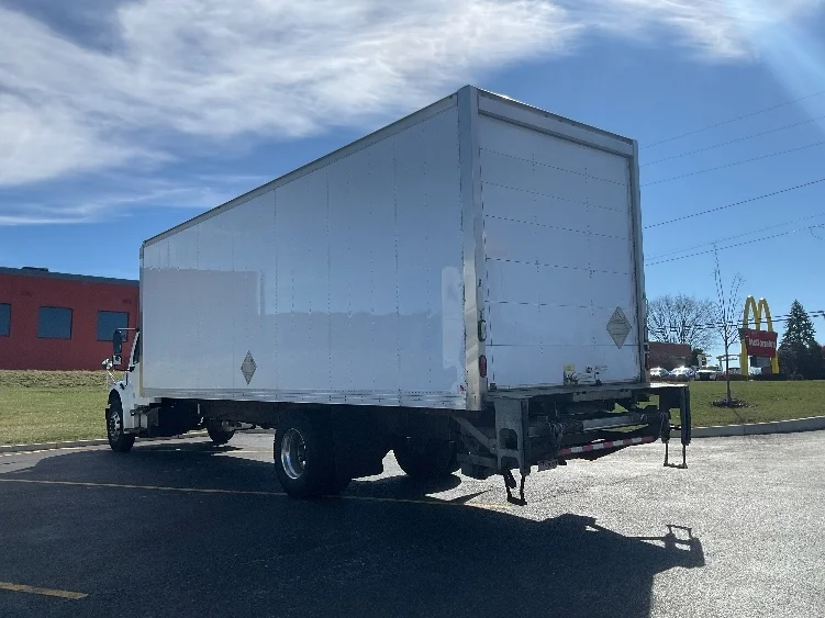 2019 Freightliner M2 106 - image 6
