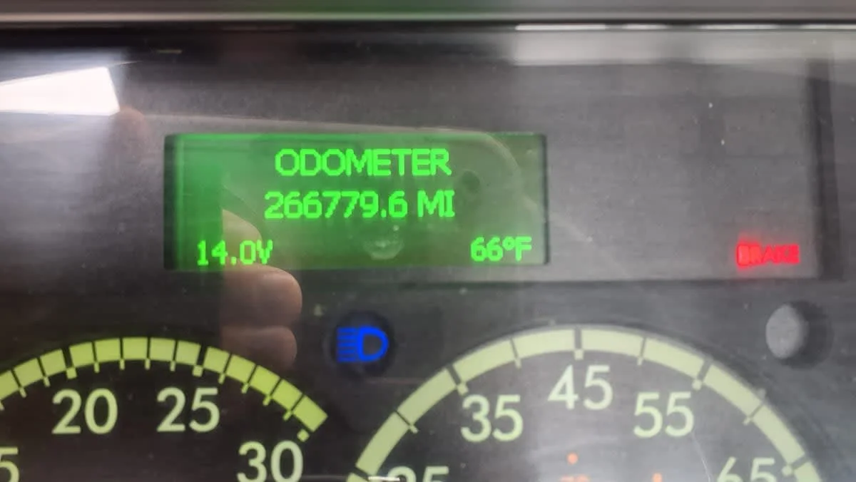 2019 Freightliner M2 106 in Salisbury, MA — photo 10