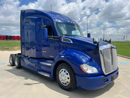 2022 Kenworth T680 in Alvarado, TX