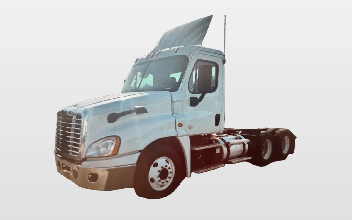 2019 Freightliner - image 1