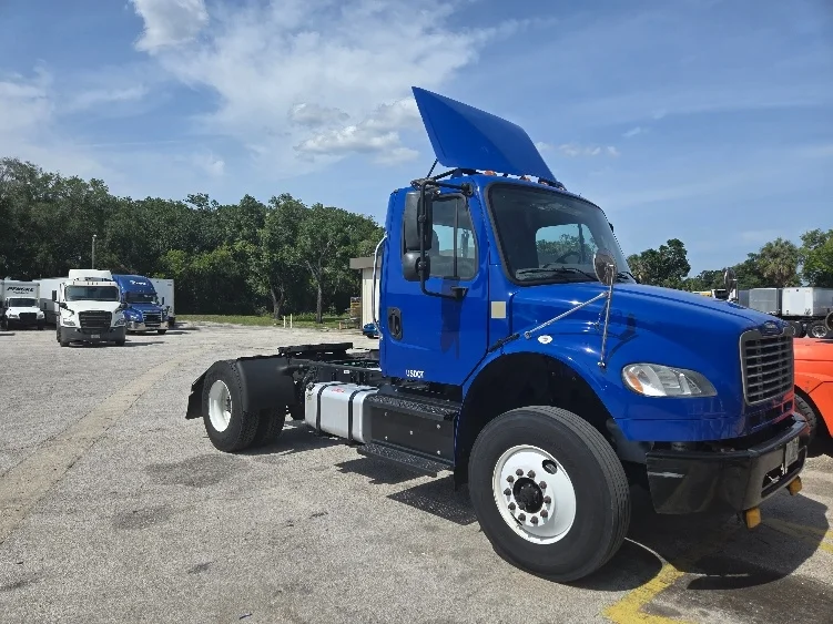 2020 Freightliner eM2