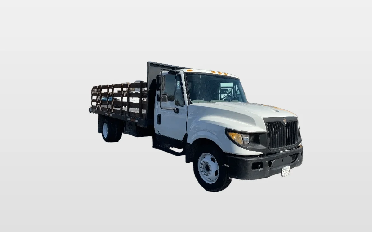 2016 International - image 1