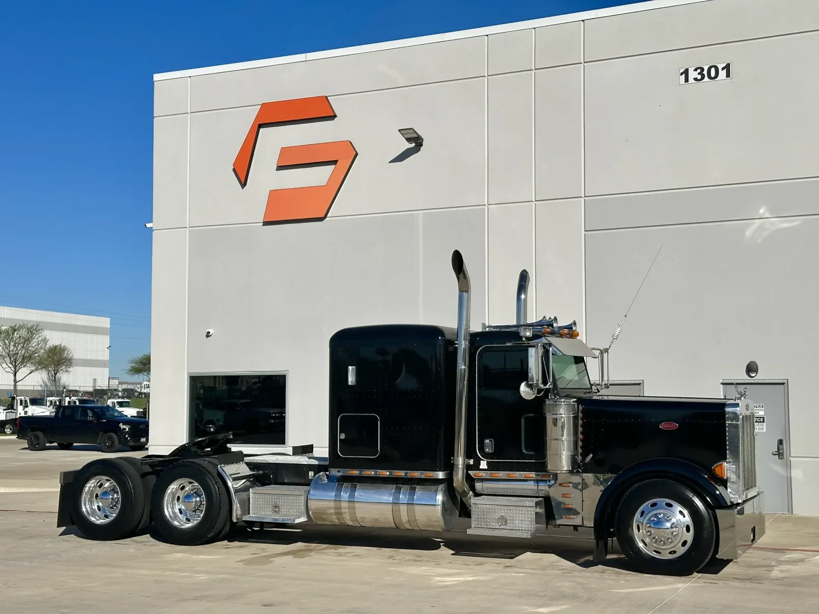 2005 Peterbilt 379 in Hutchins, TX