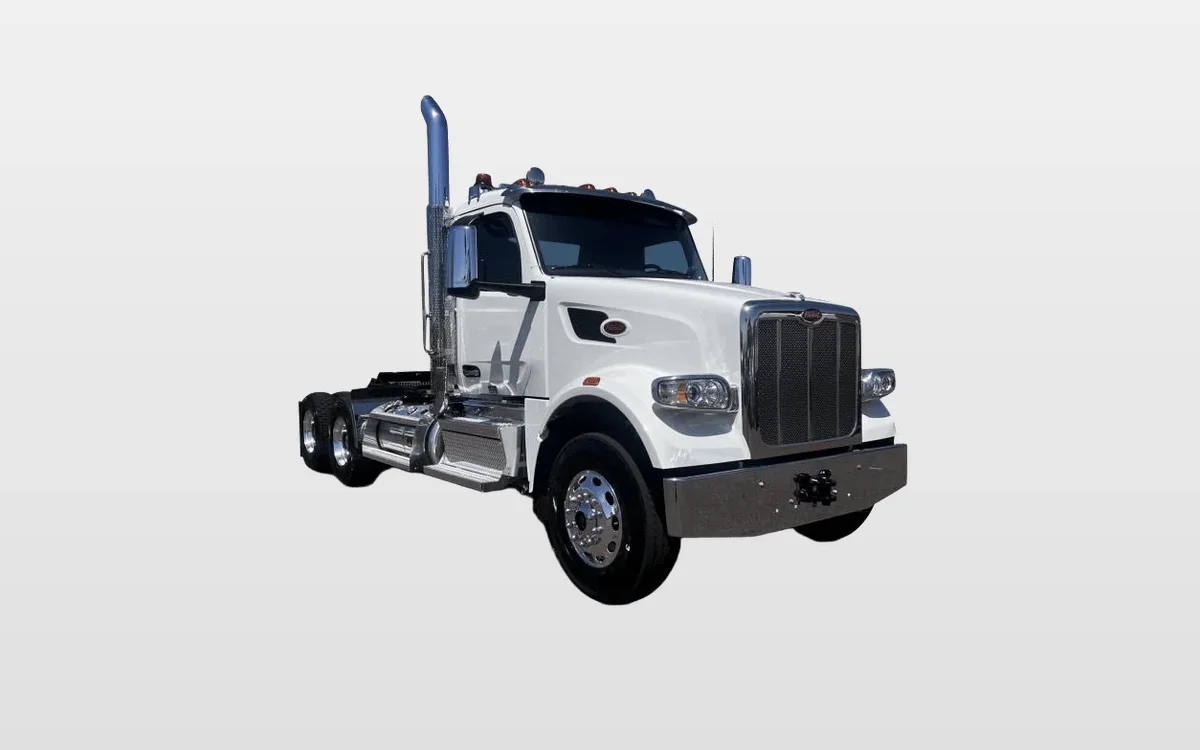 2026 Peterbilt 567 - image 1