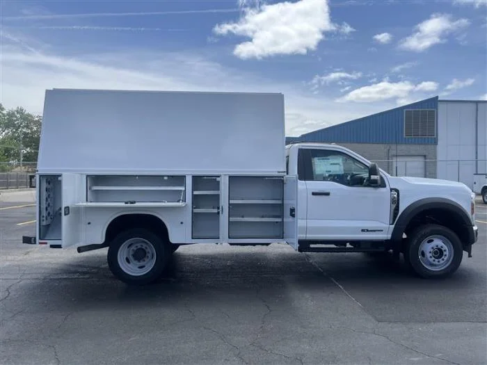 2025 Ford F-550 in Chicago, IL — photo 12