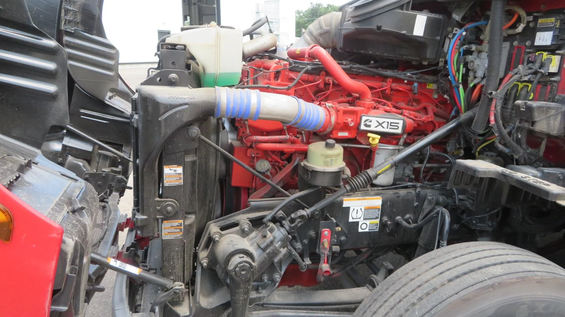 2022 Peterbilt 579 in MI — photo 12