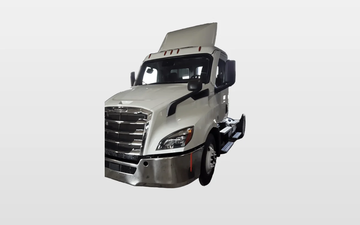 2020 Freightliner - image 1