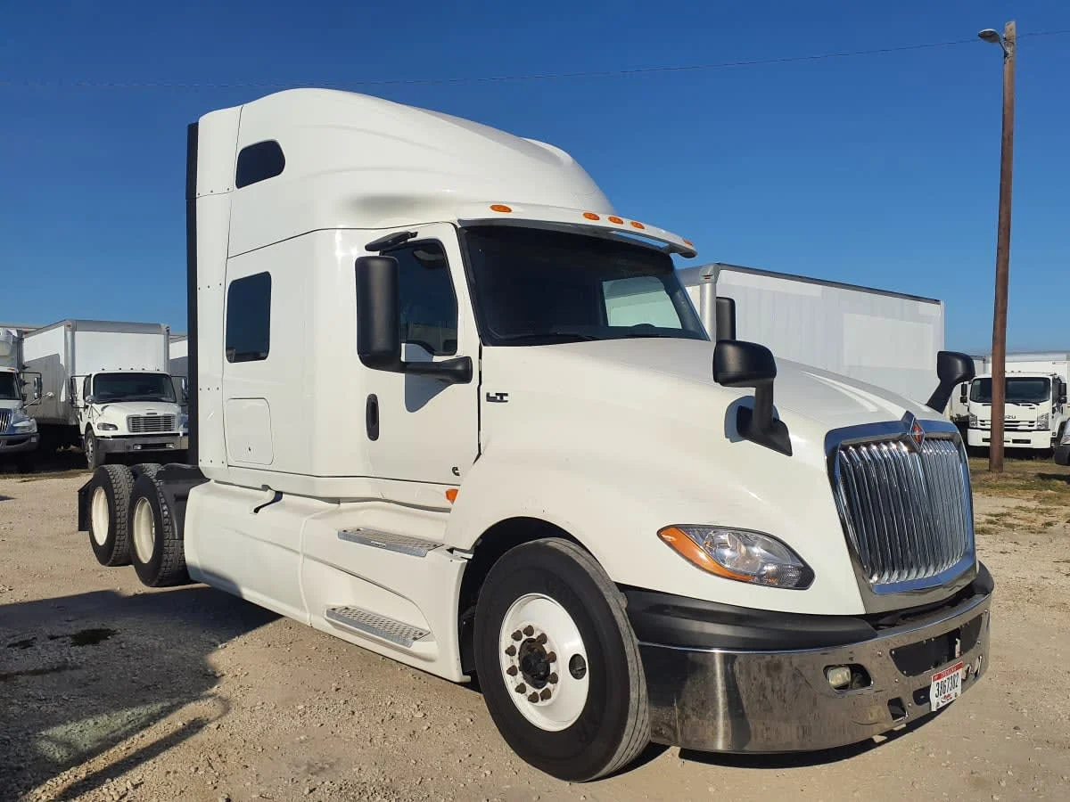 2019 International LT in Converse, TX