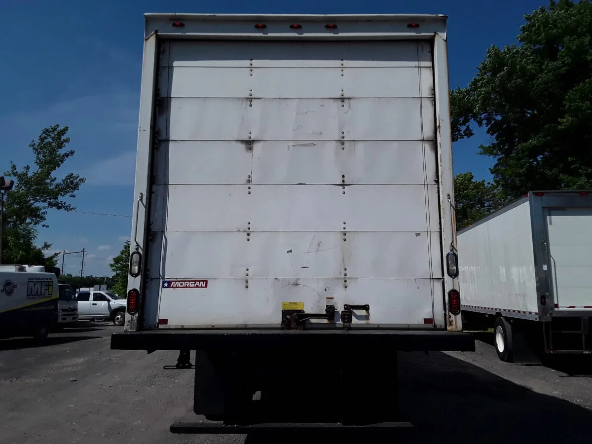 2014 Freightliner M2 106 - image 5