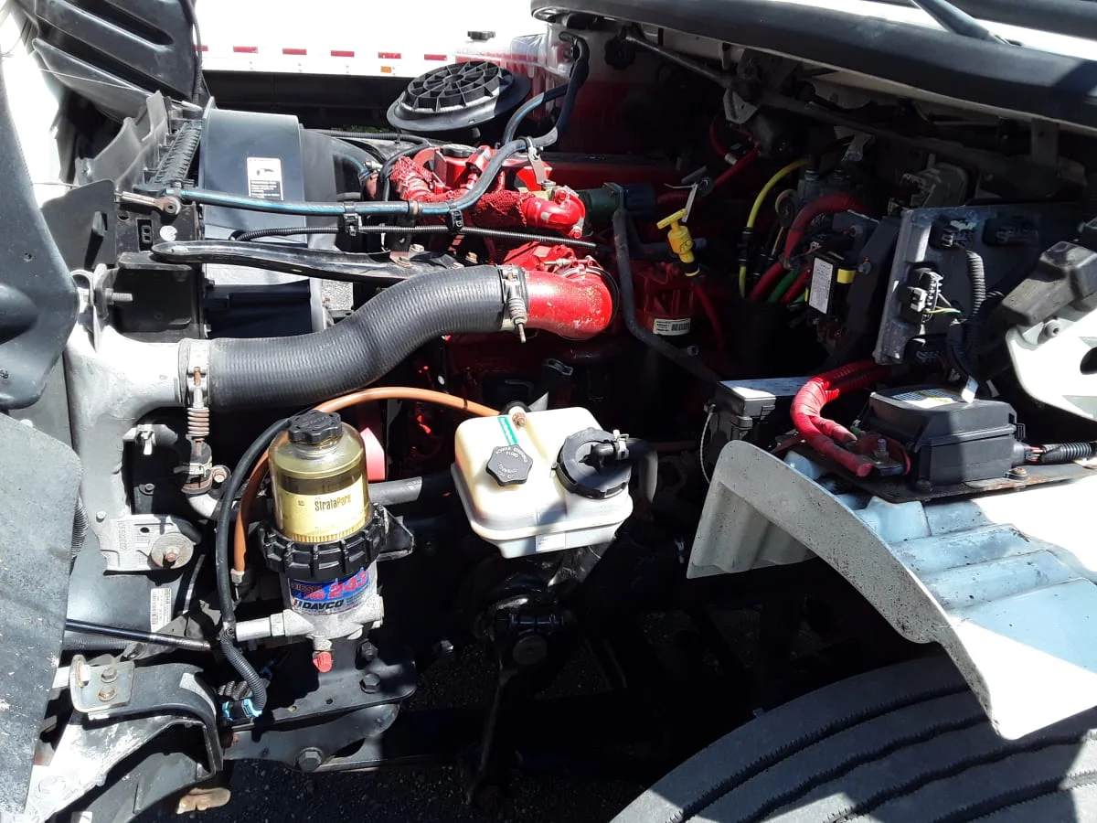 2014 Freightliner M2 106 - image 9