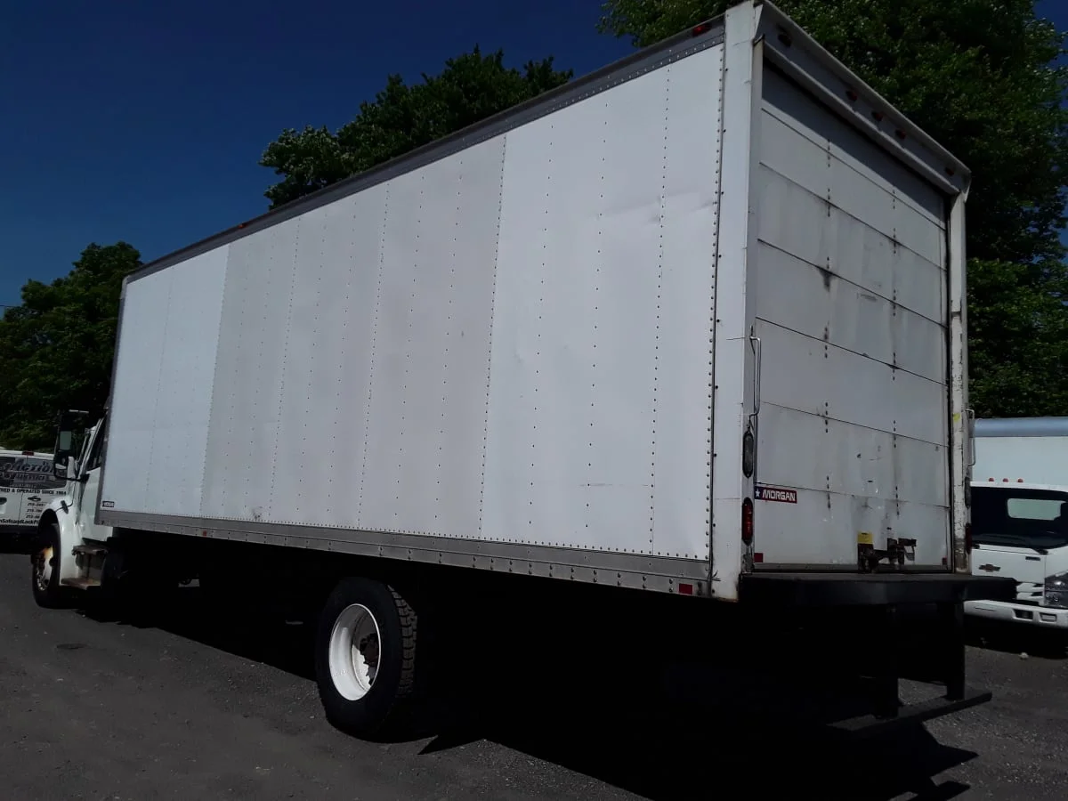2014 Freightliner M2 106 - image 6
