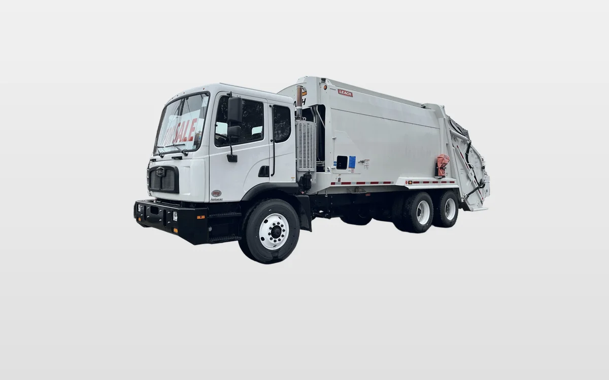 2025 Autocar - image 1